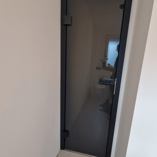 ESG Glas grau getönt