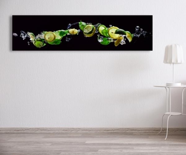 Echtes Glasbild mit Limetten und Zitronen.