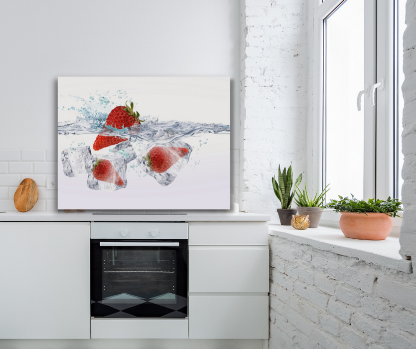 Küchenrückwand Motiv Strawberrybad 6mm in 120 x 80 cm | Glas Star